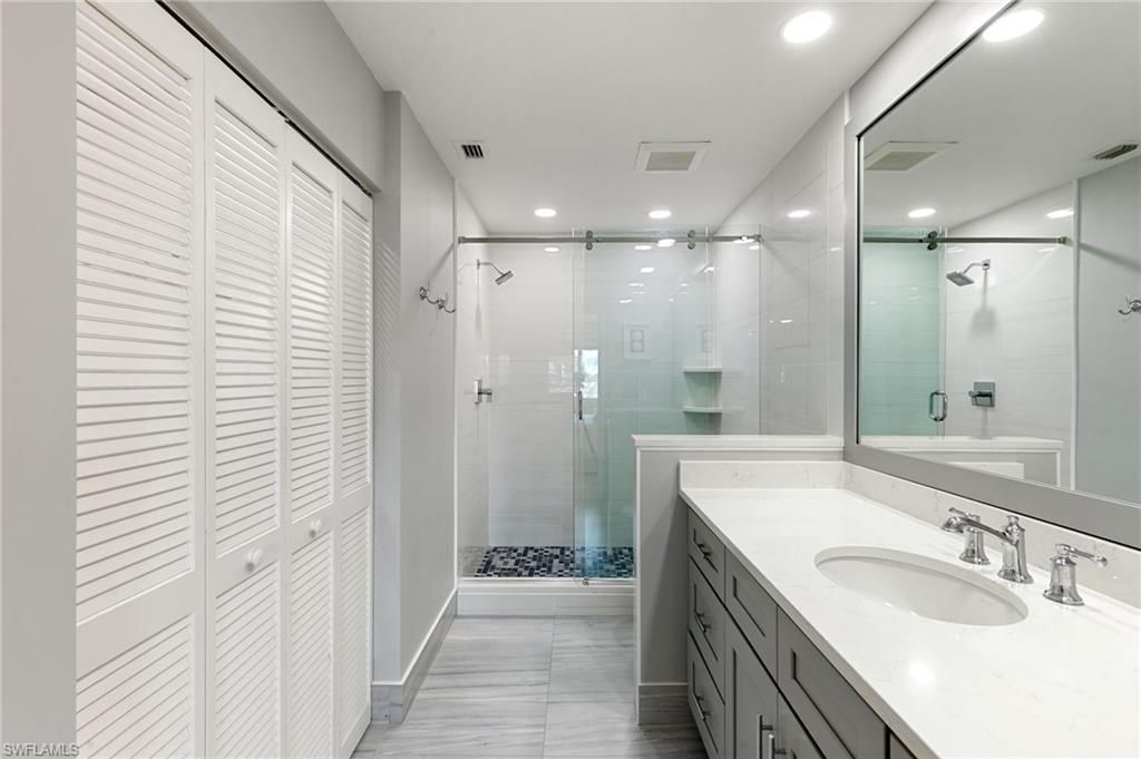 730 W Elkcam Cir, Unit 404, Marco Island, FL 34145 Photo