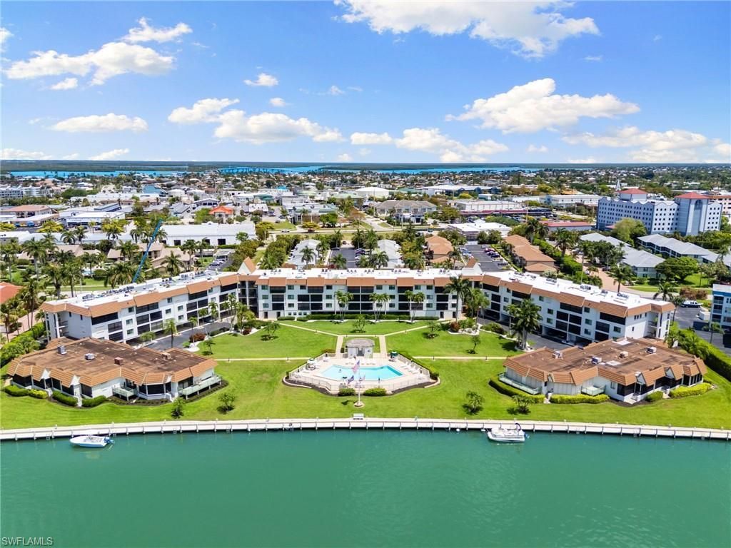 730 W Elkcam Cir, Unit 404, Marco Island, FL 34145 Photo