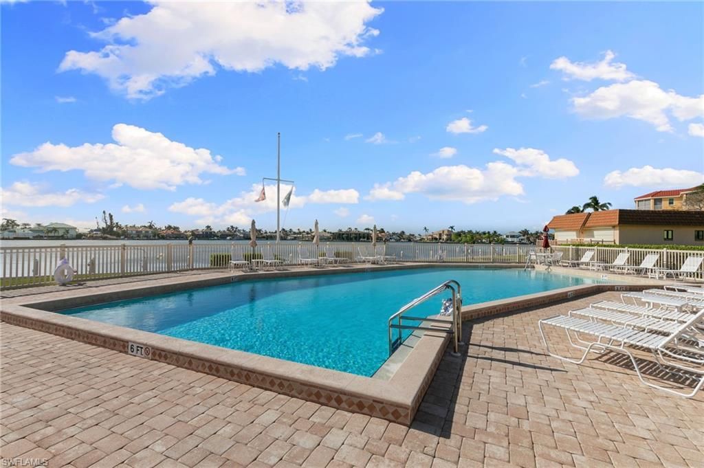 730 W Elkcam Cir, Unit 404, Marco Island, FL 34145 Photo