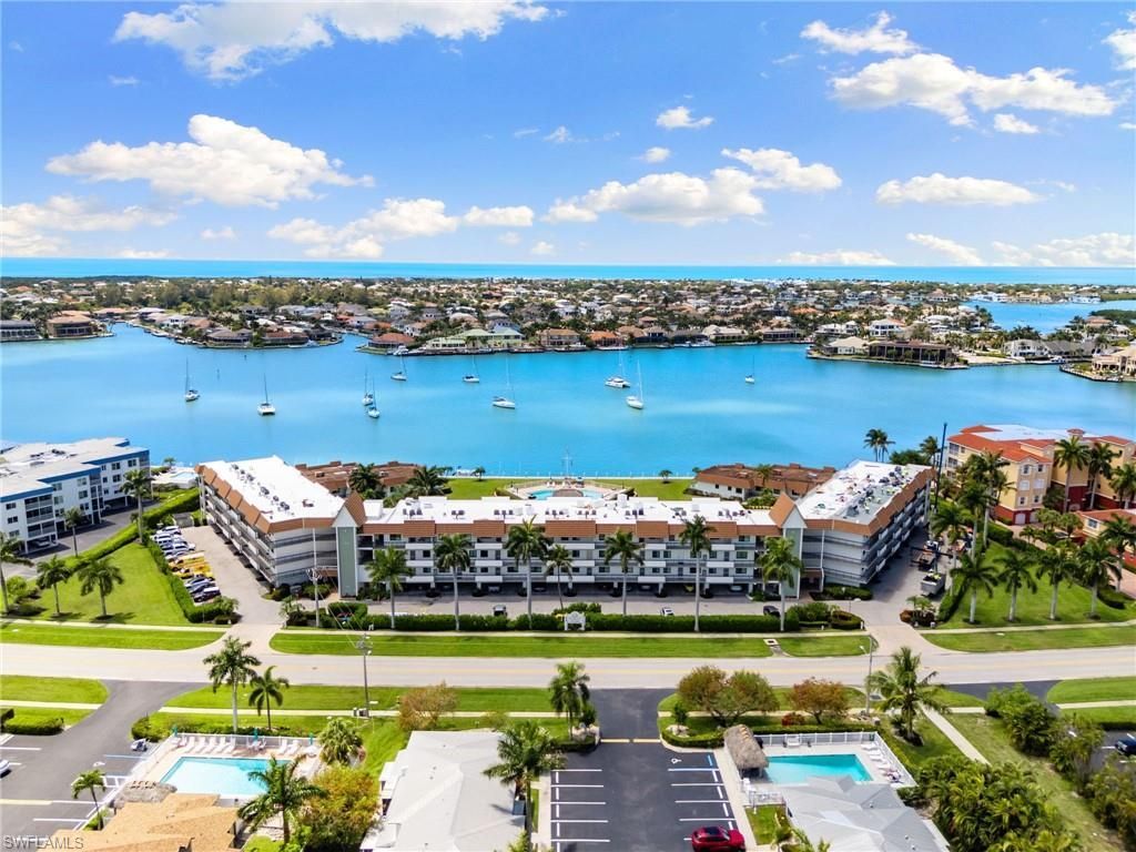 730 W Elkcam Cir, Unit 404, Marco Island, FL 34145 Photo