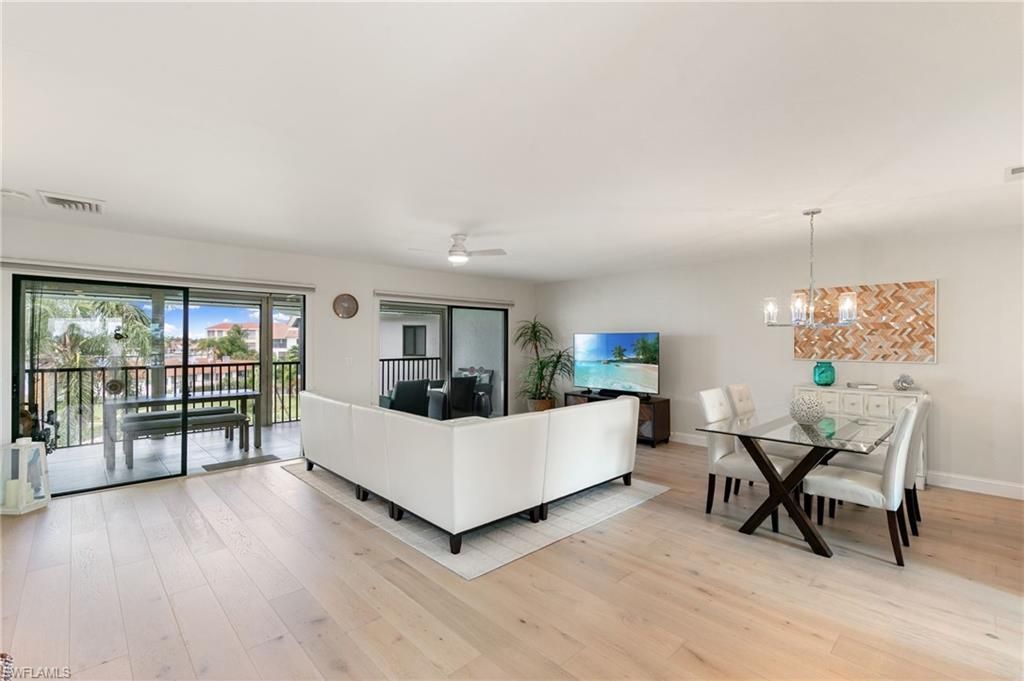 730 W Elkcam Cir, Unit 404, Marco Island, FL 34145 Photo