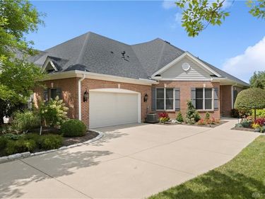 697 Legendary Way, Centerville, OH 45458