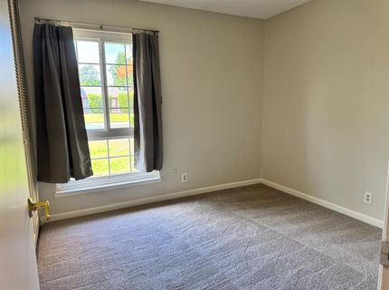 2791 Bradshaw Rd, Sacramento, CA 95827 Photo