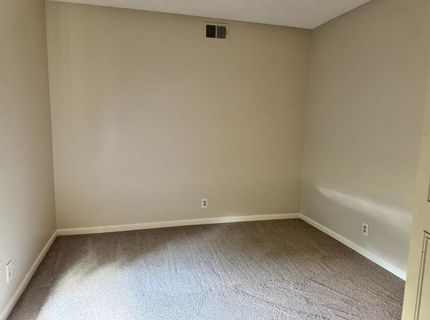 2791 Bradshaw Rd, Sacramento, CA 95827 Photo