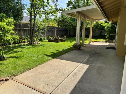 2791 Bradshaw Rd, Sacramento, CA 95827 Photo