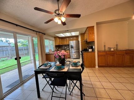 2791 Bradshaw Rd, Sacramento, CA 95827 Photo