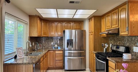 2791 Bradshaw Rd, Sacramento, CA 95827 Photo