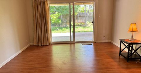 2791 Bradshaw Rd, Sacramento, CA 95827 Photo