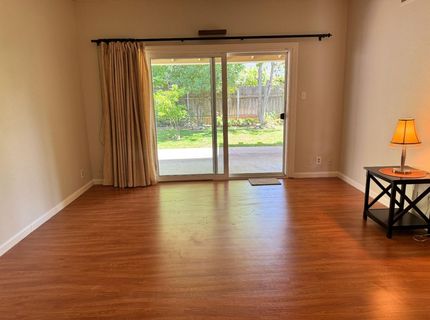 2791 Bradshaw Rd, Sacramento, CA 95827 Photo