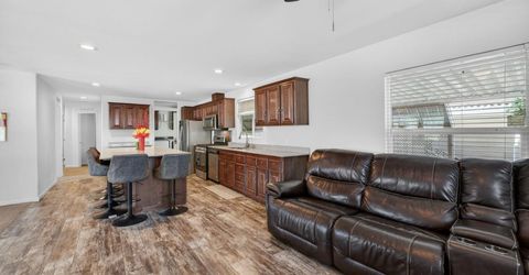 6410 Capital Cir #32, Unit 32, Sacramento, CA 95828 Photo