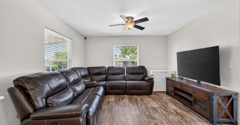 6410 Capital Cir #32, Unit 32, Sacramento, CA 95828 Photo