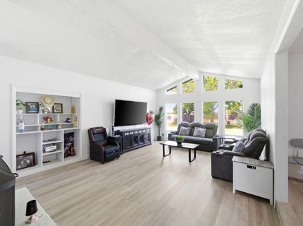 12301 E Jahant Rd, Acampo, CA 95220 Photo