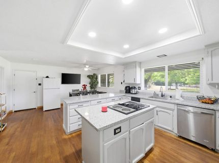 12301 E Jahant Rd, Acampo, CA 95220 Photo
