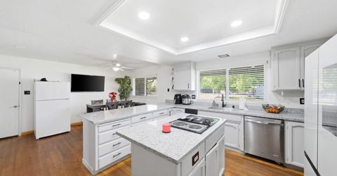 12301 E Jahant Rd, Acampo, CA 95220 Photo