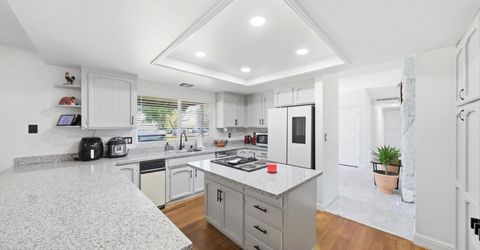 12301 E Jahant Rd, Acampo, CA 95220 Photo