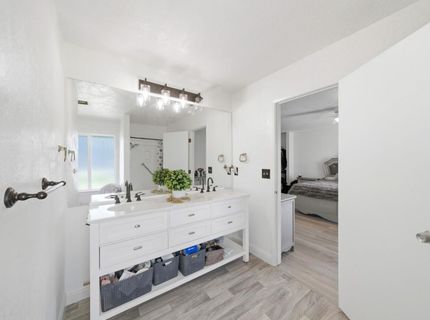 12301 E Jahant Rd, Acampo, CA 95220 Photo
