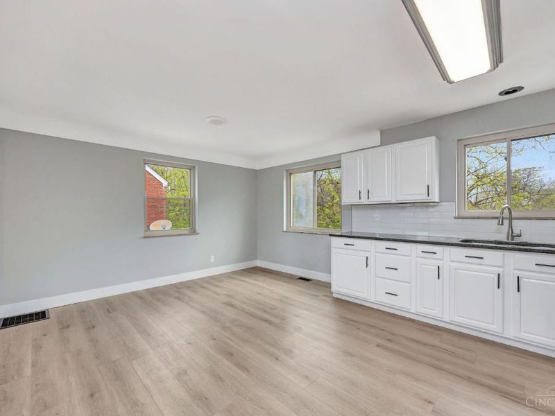 5306 Fox Road, Cincinnati, OH 45239 Photo 11