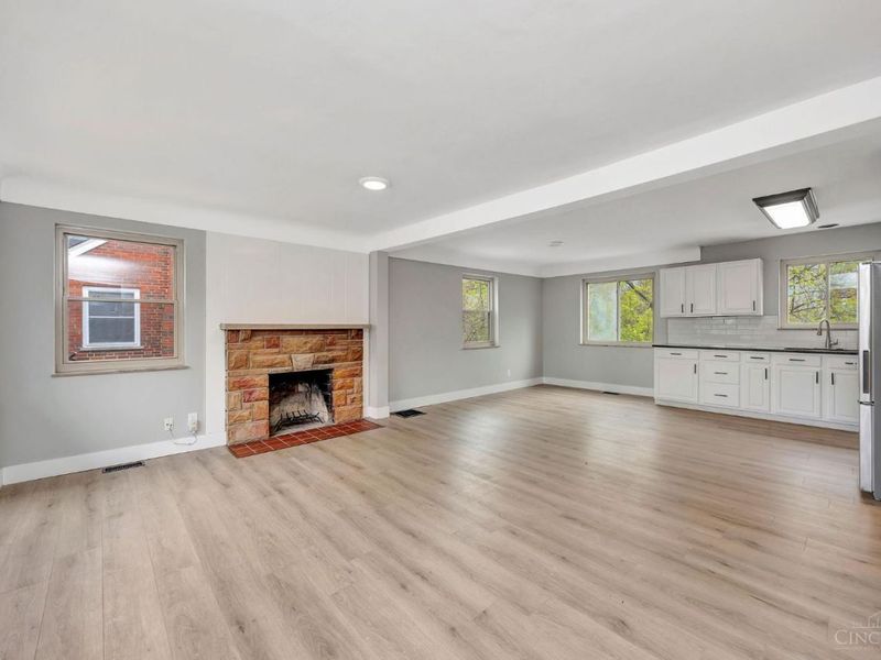 5306 Fox Road, Cincinnati, OH 45239 Photo 2