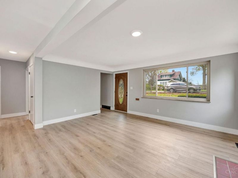 5306 Fox Road, Cincinnati, OH 45239 Photo 6