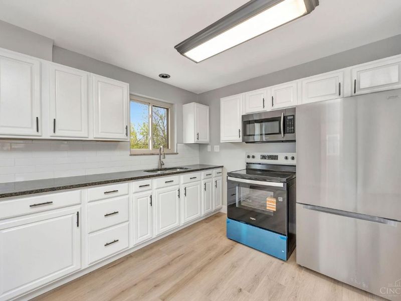 5306 Fox Road, Cincinnati, OH 45239 Photo 8