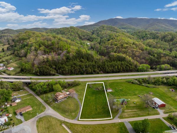 176 Keenburg Road, Elizabethton, TN 37643