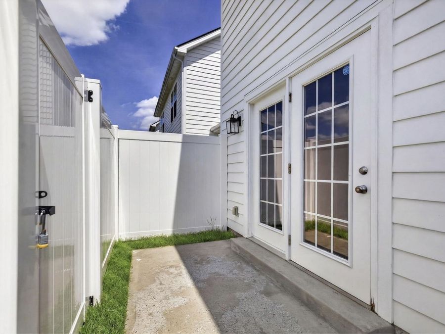 Property Image 43