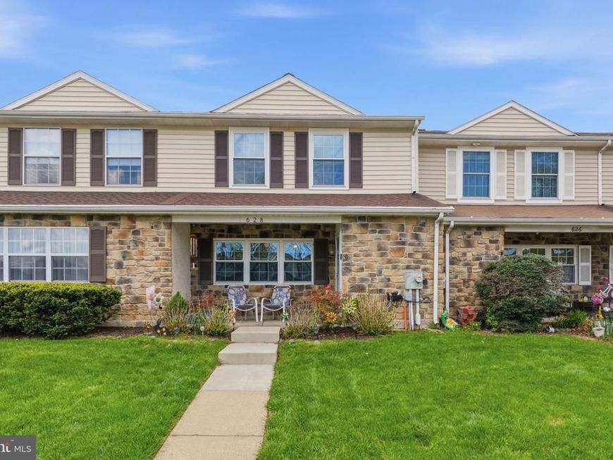 628 Lancaster Court, Downingtown, PA 19335 Main Photo