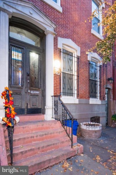 932 N 5th Street, Unit 2F, Philadelphia, PA 19123 Main Photo