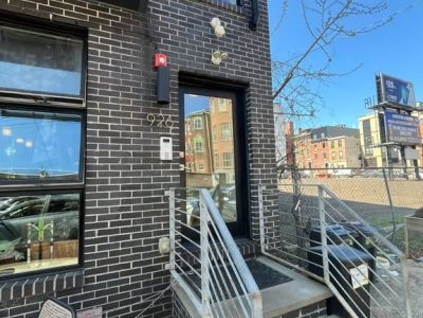 926 N 15th Street, Unit C, Philadelphia, PA 19130 Main Photo