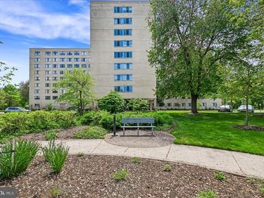 6631 WAKEFIELD DRIVE , Unit 203, ALEXANDRIA, VA 22307