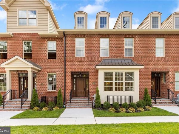 264 W ASHLAND STREET, DOYLESTOWN, PA 18901