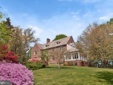 5553 LITTLE FALLS ROAD, ARLINGTON, VA 22207