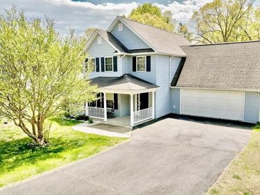 212 OAK VIEW RD, BARBOURSVILLE, VA 22923