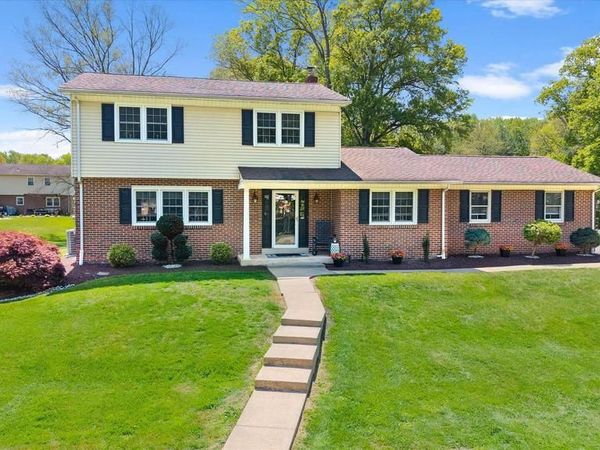 2 CHRISSY COURT, BEAR, DE 19701