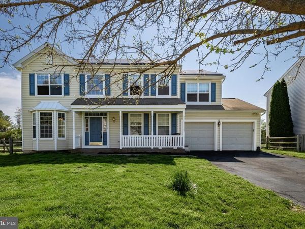 23 CATHERINE COURT , BEAR, DE 19701