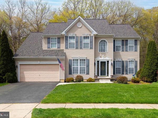 104 GLENCOE COURT , NEWARK, DE 19702