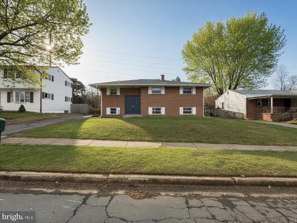 303 MACKINTOSH DRIVE , GLEN BURNIE, MD 21061