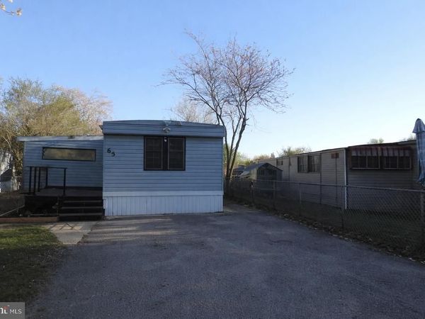 65 COB COURT , LOTHIAN, MD 20711