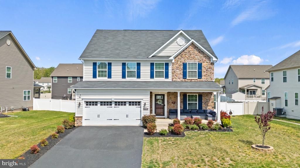 8802 Bancroft Drive, Waldorf, MD 20603 Main Photo