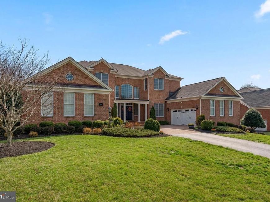 11615 Fox Chase Court , Ellicott City, MD 21042 Main Photo