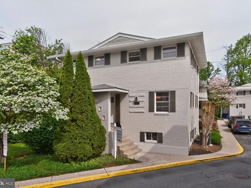 5363 Pooks Hill Road , Bethesda, MD 20814 Main Photo