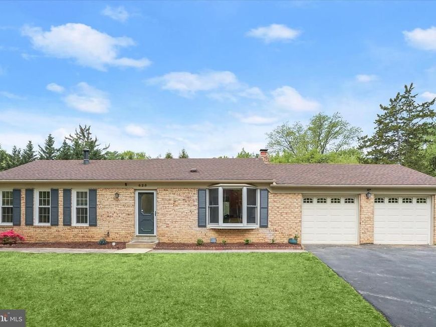 625 Watts Branch Parkway, Potomac, MD 20854 Main Photo