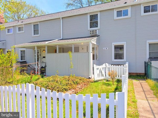 10 W SOUTHWAY ROAD , GREENBELT, MD 20770