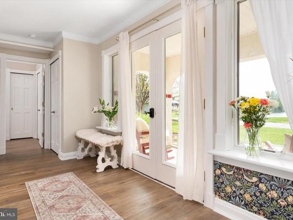 1 F QUEEN VICTORIA COURT , CHESTER, MD 21619