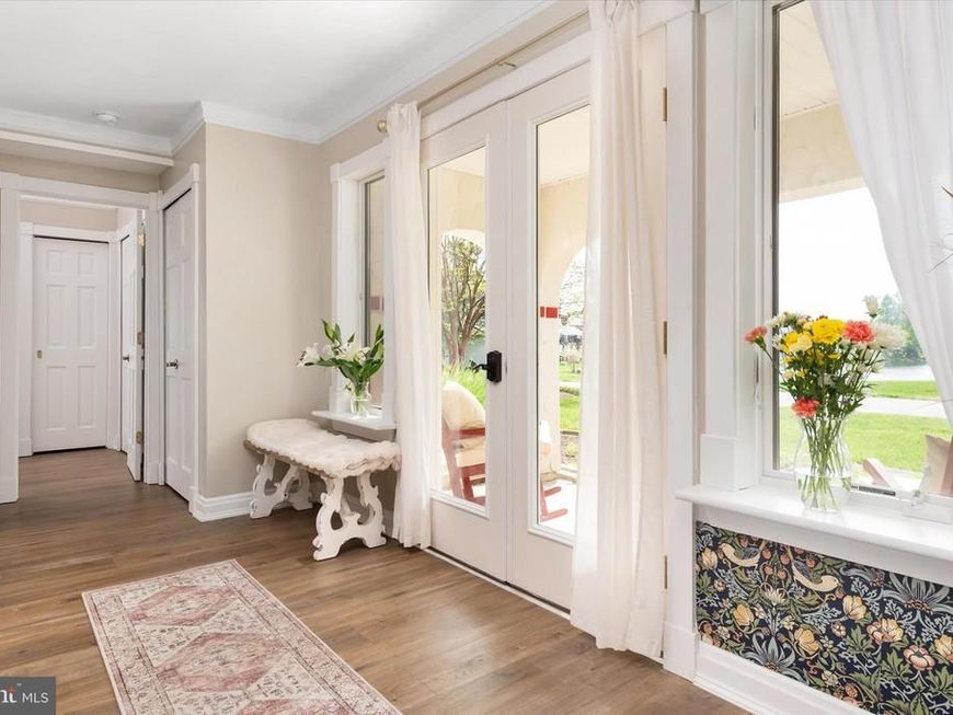 1 F Queen Victoria Court , Chester, MD 21619 Main Photo