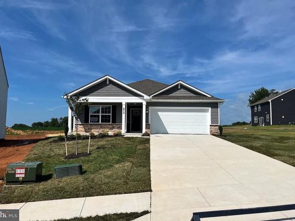 672 ARMSTRONG AVENUE, HAGERSTOWN, MD 21740