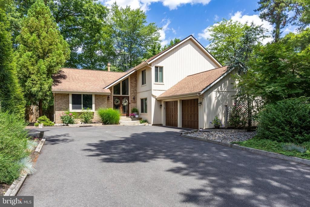 14 Canterbury Court, Marlton, NJ 08053 Main Photo