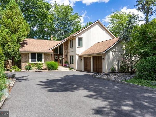 14 CANTERBURY COURT, MARLTON, NJ 08053