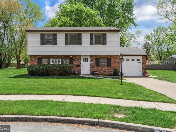 2 GRASS ROAD, CHERRY HILL, NJ 08034