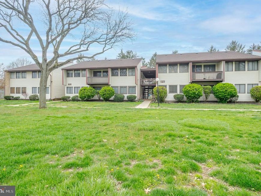 12 Avon Drive, Unit J, East Windsor, NJ 08520 Main Photo